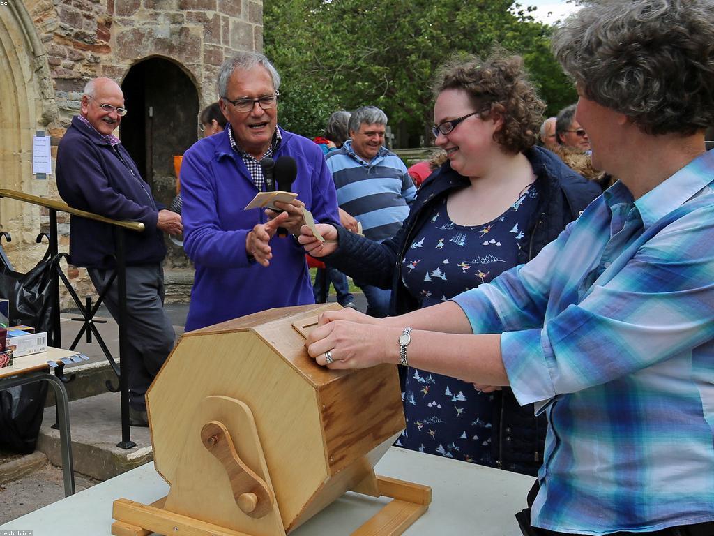 អត្ថប្រយោជន៍នៃឆ្នោតក្នុងការអភិវឌ្ឍសេដ្ឋកិច្ច